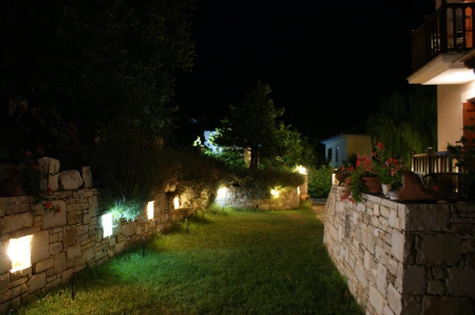Guesthouse Kalosorisma ซาการาดา ภายนอก รูปภาพ